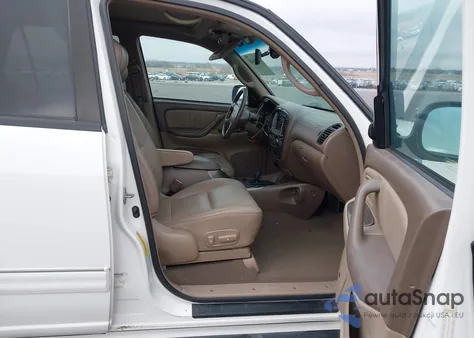 2002 Toyota Sequoia Limited from USA, damaged, VIN 5TDBT48A92S105625